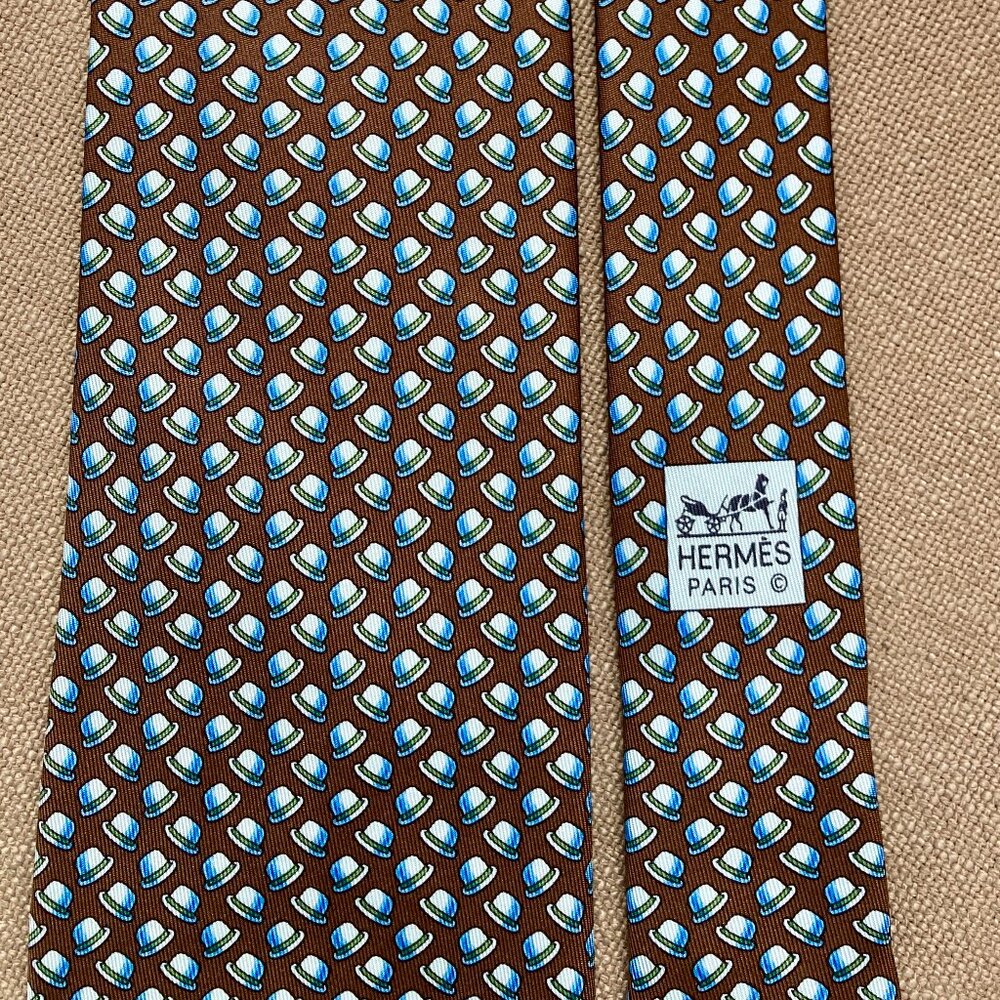 100% REAL HERMES TIE ~ BROWN w WHIMSICAL BLUE & & GREEN DERBY BOWLER HATS XL - Picture 4 of 5